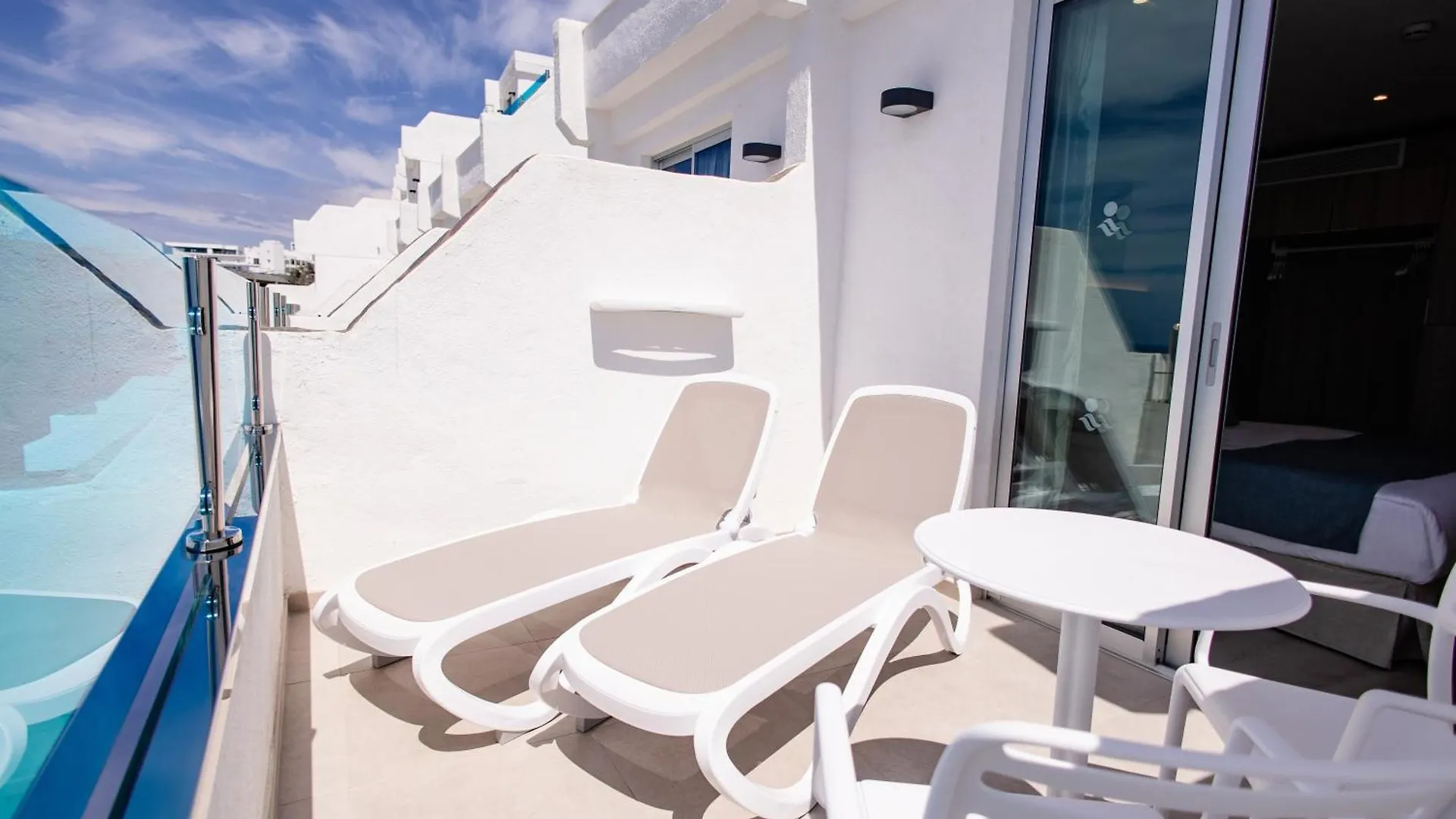 **** Hotel Servatur Puerto Azul Puerto Rico  Spain